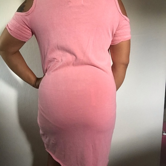 Hollister Cold Shoulder Dress 🥶 👗 - Picture 3 of 7